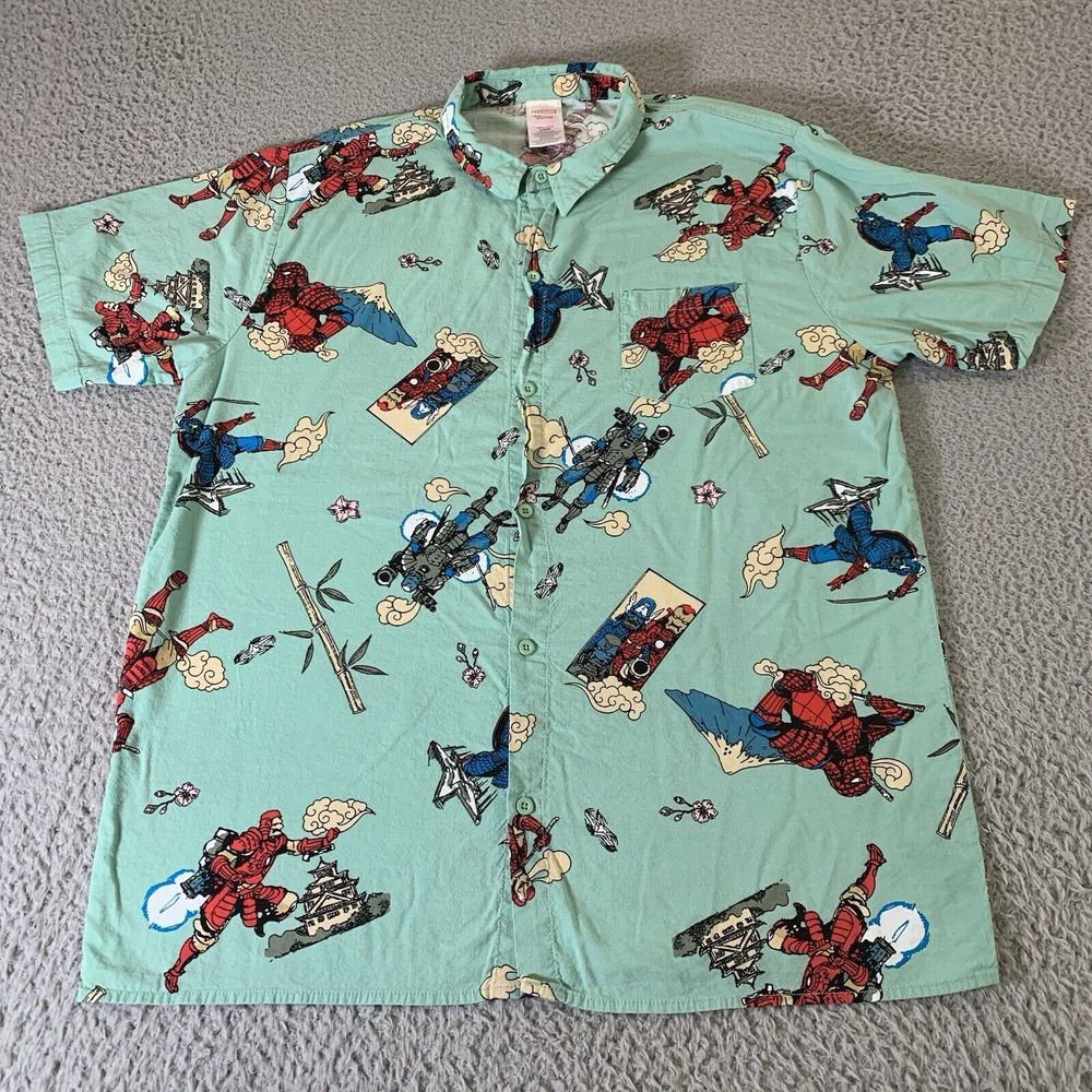Avengers Shirt Mens Medium Button Up Graphic Print Japan Theme Marvel‎ Comics